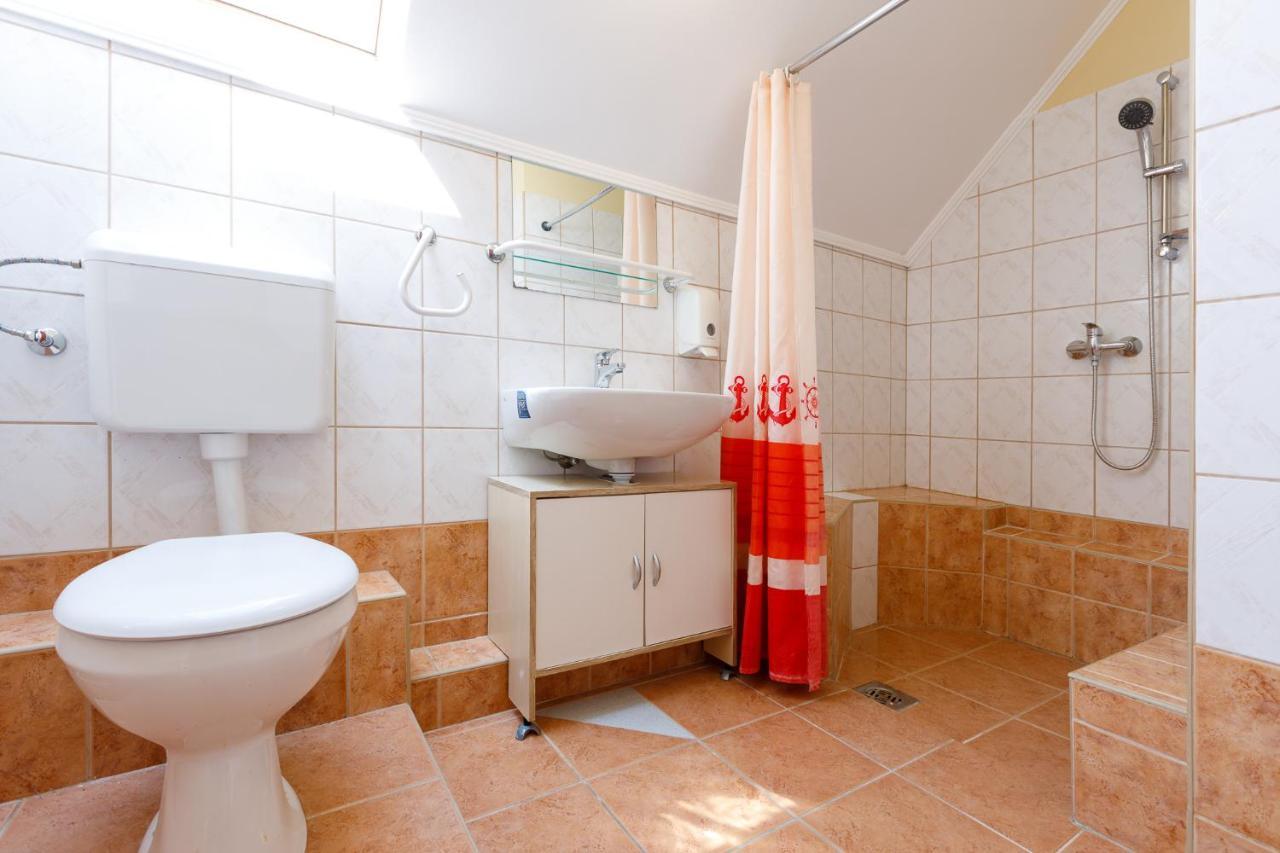 Central Apartman Gyula Exterior foto